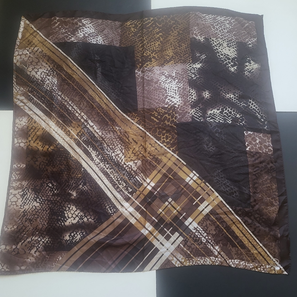 Abstract Print Silk Oscar de la Renta Scarf